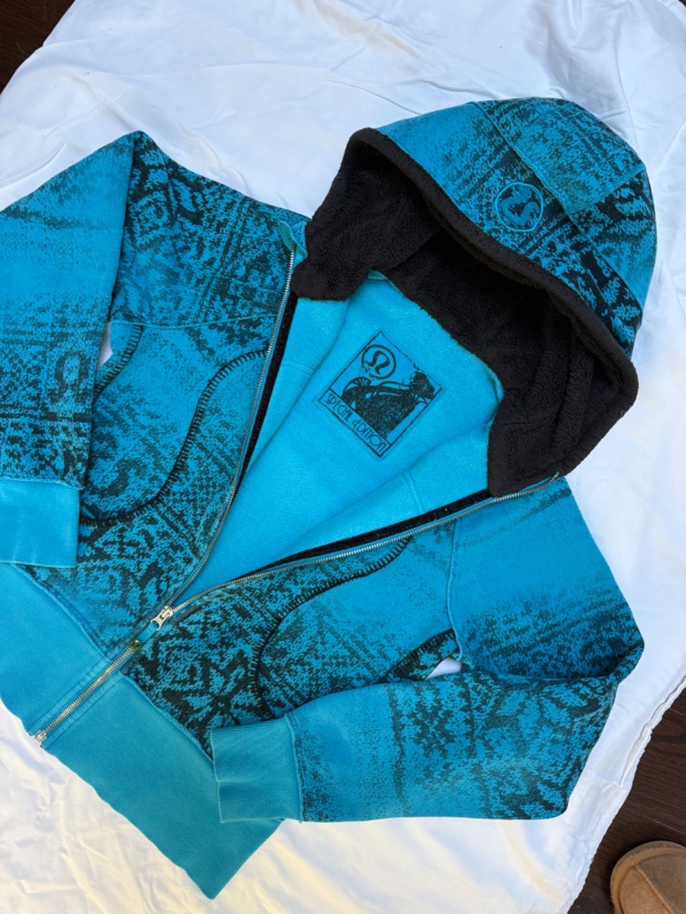 Lululemon Special Edition scuba zip-up hoodie - Picture 6 of 10